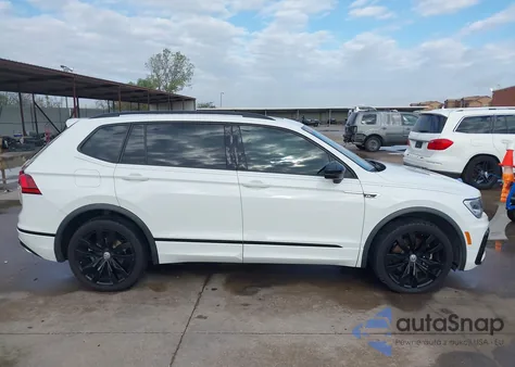 2021 Volkswagen Tiguan 2.0T Se/2.0T Se R-Line Black/2.0T Sel z USA, uszkodzony, nr VIN 3VV3B7AX5MM070111